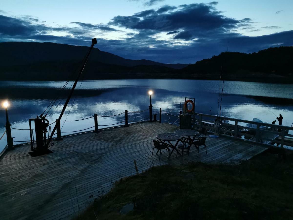 Polar Spot Camping Hotel Nygardsjoen ภายนอก รูปภาพ